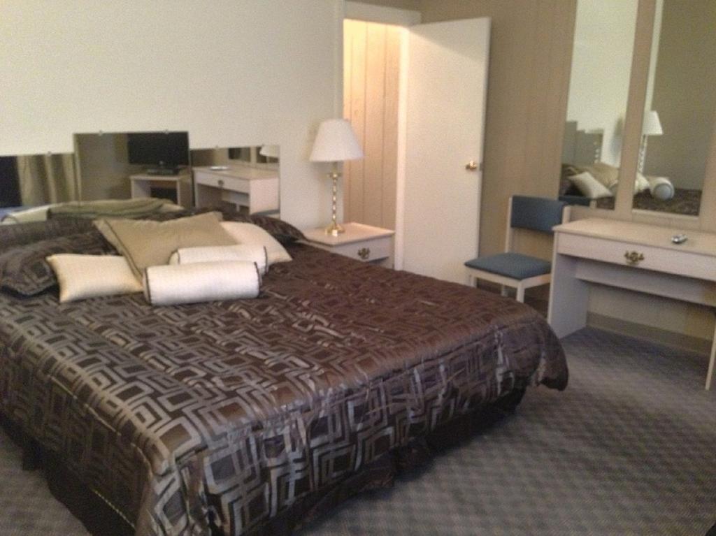 Caravan II Albergo Нью-Касл Экстерьер фото
